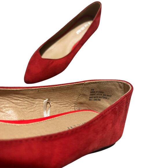 Lane Bryant Red Pointed Toe Ballet Flats Womens Size 9 Wide - Picture 4 of 5